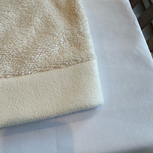 Women's Vest Plush Sherpa full front zipper Cream Off White Cozy L Large Kyodan - Picture 8 of 14